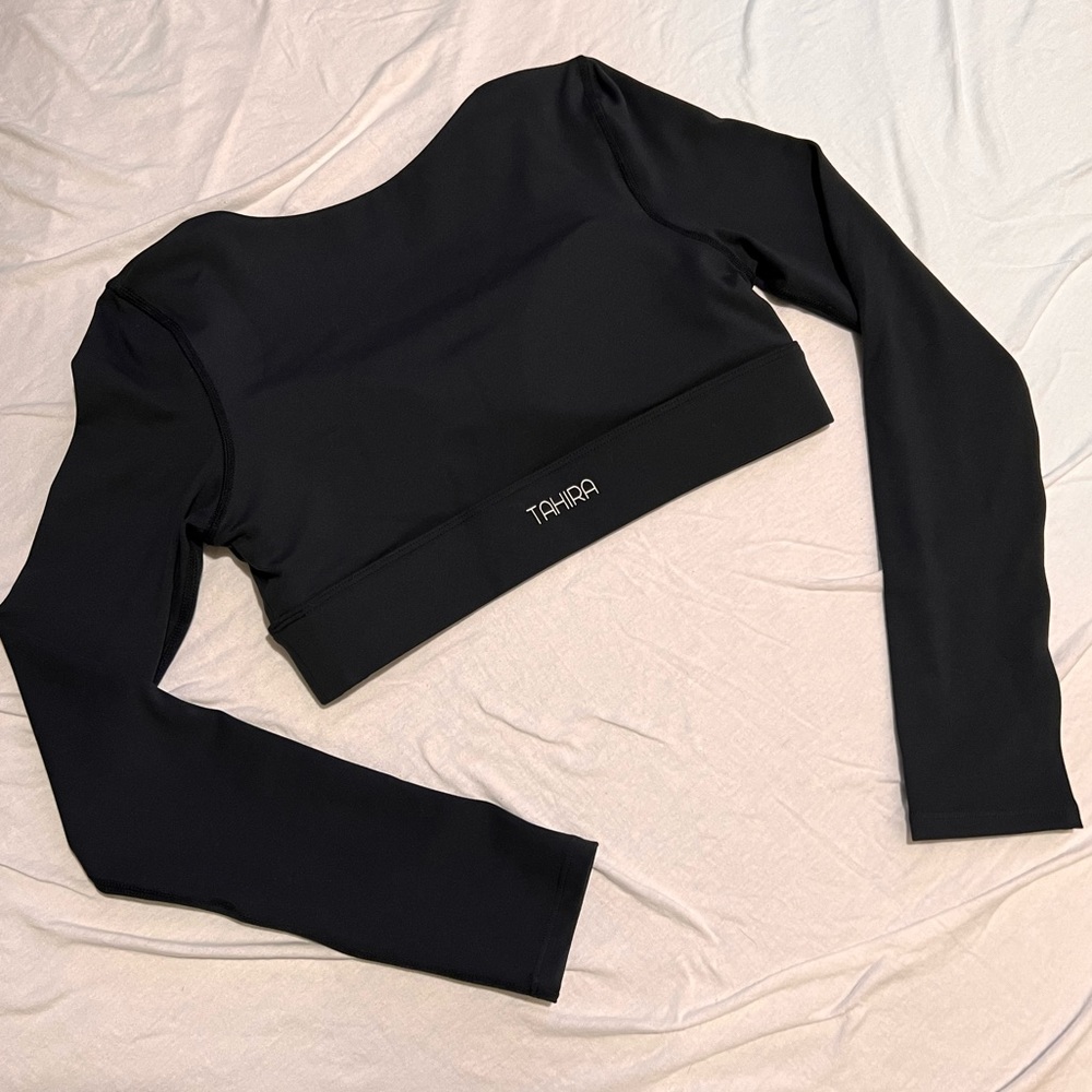 Compression long Sleeve Crop Top Tahira by KB